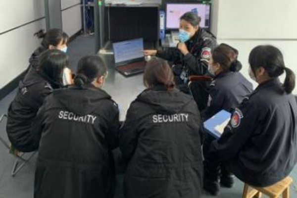 1647413967151342.png 柔肩擔(dān)使命 巾幗綻芳華3.png